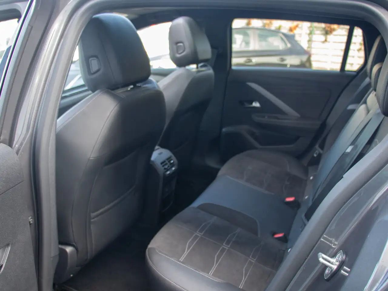 Opel Astra ST 1.2 MHEV 136PK ULTIMATE, миниатюра 13