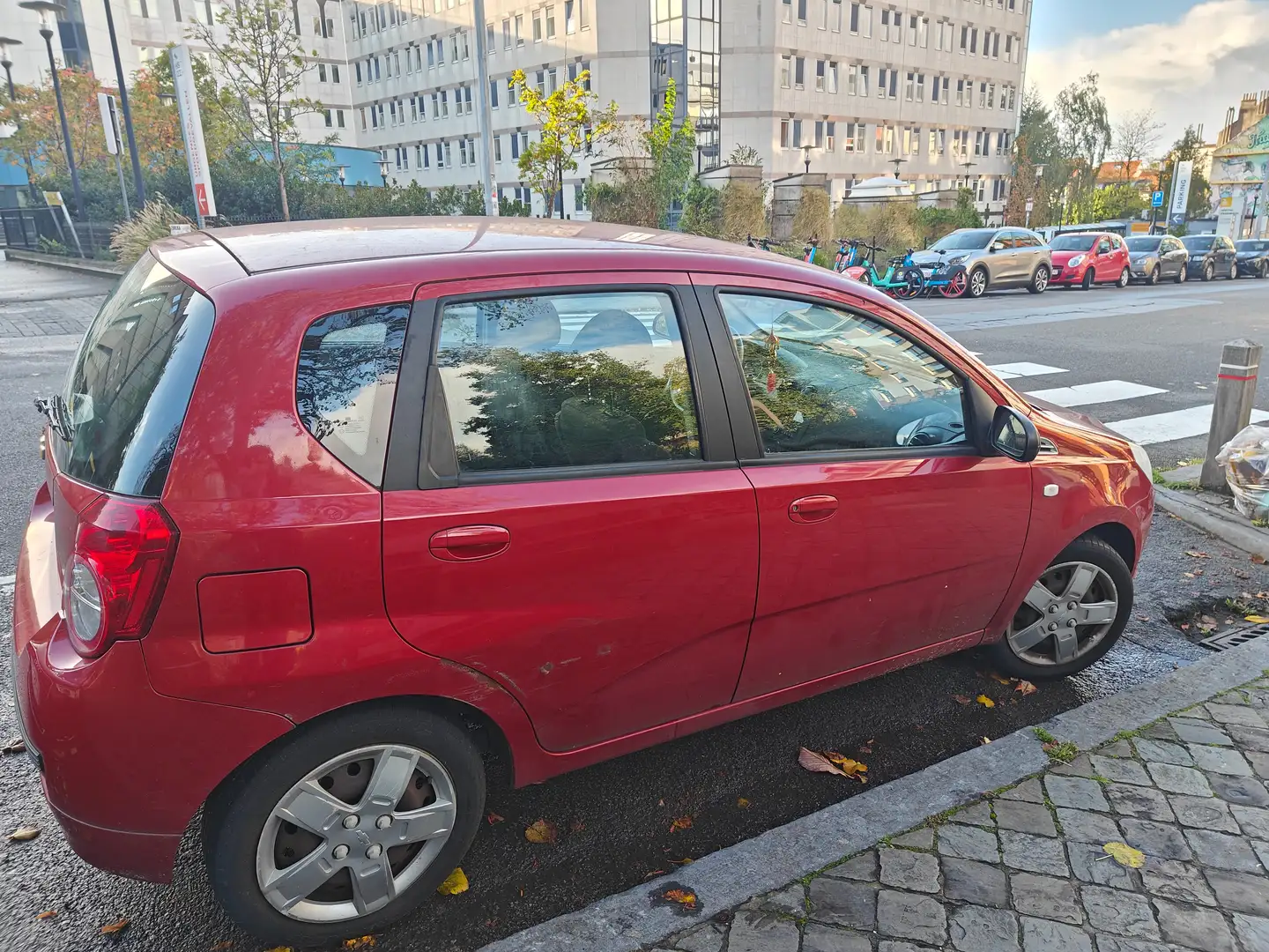 Chevrolet Aveo Aveo hatchback 1.4i LS Rouge - 2