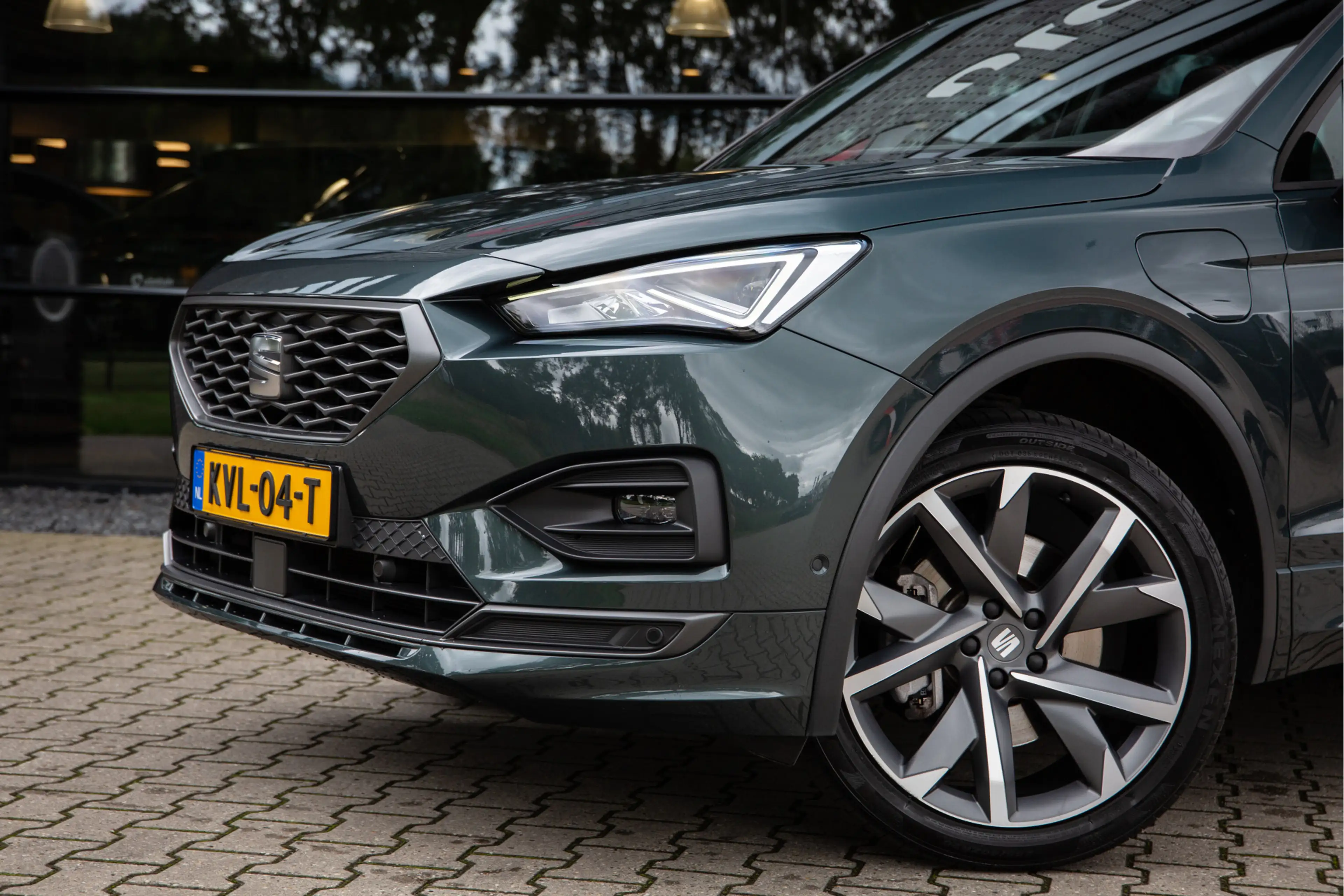 SEAT Tarraco 1.4 TSI e-Hybrid PHEV FR Business , SOH 100%, Pano — photo 9