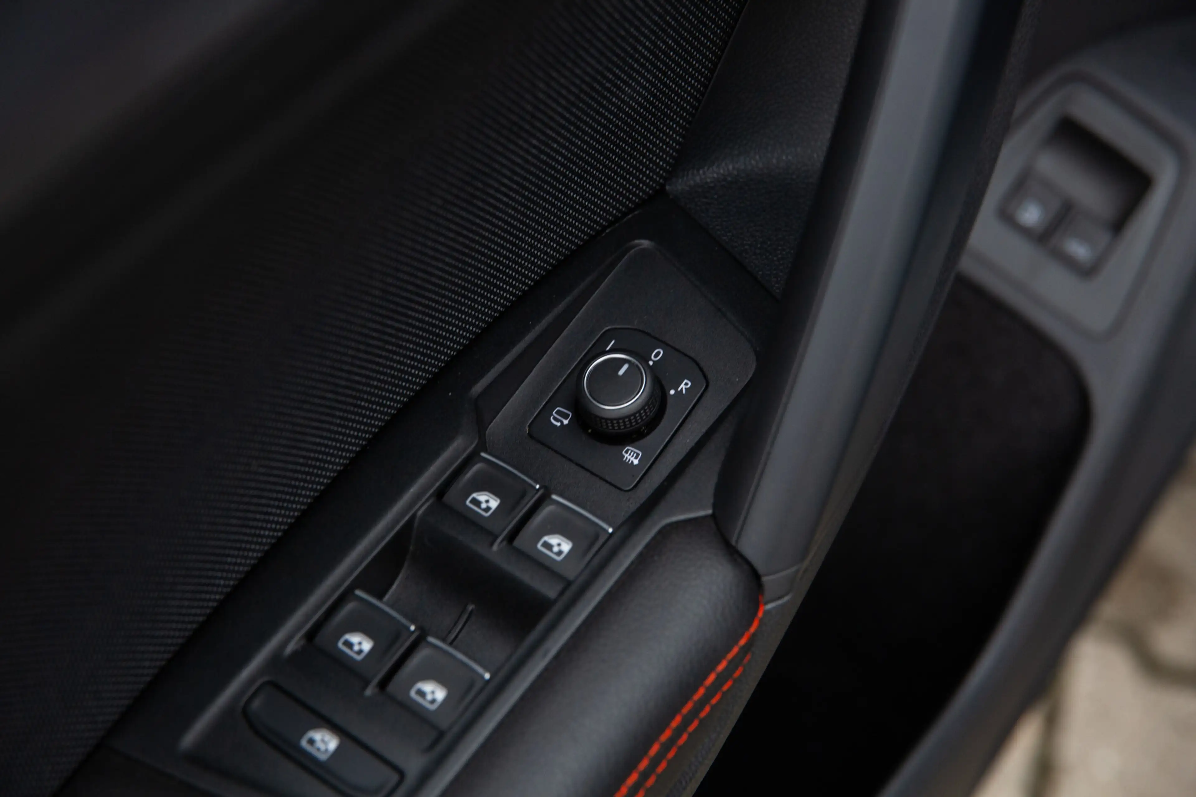 SEAT Tarraco 1.4 TSI e-Hybrid PHEV FR Business , SOH 100%, Pano — photo 28