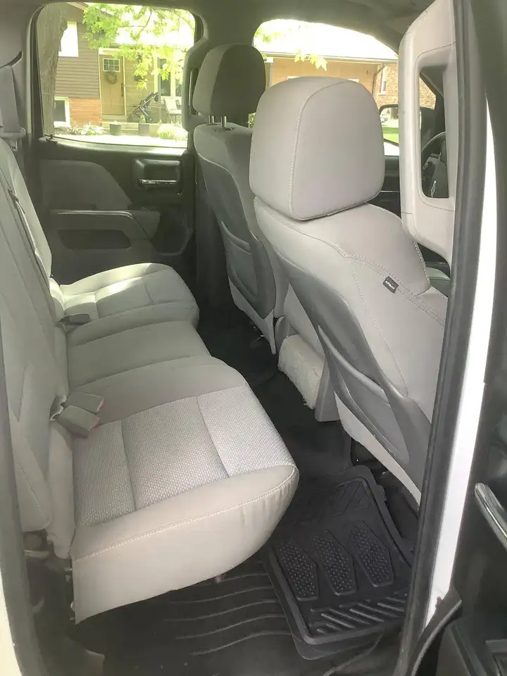 Chevrolet Silverado 1500 photo Chevrolet Silverado 1500
