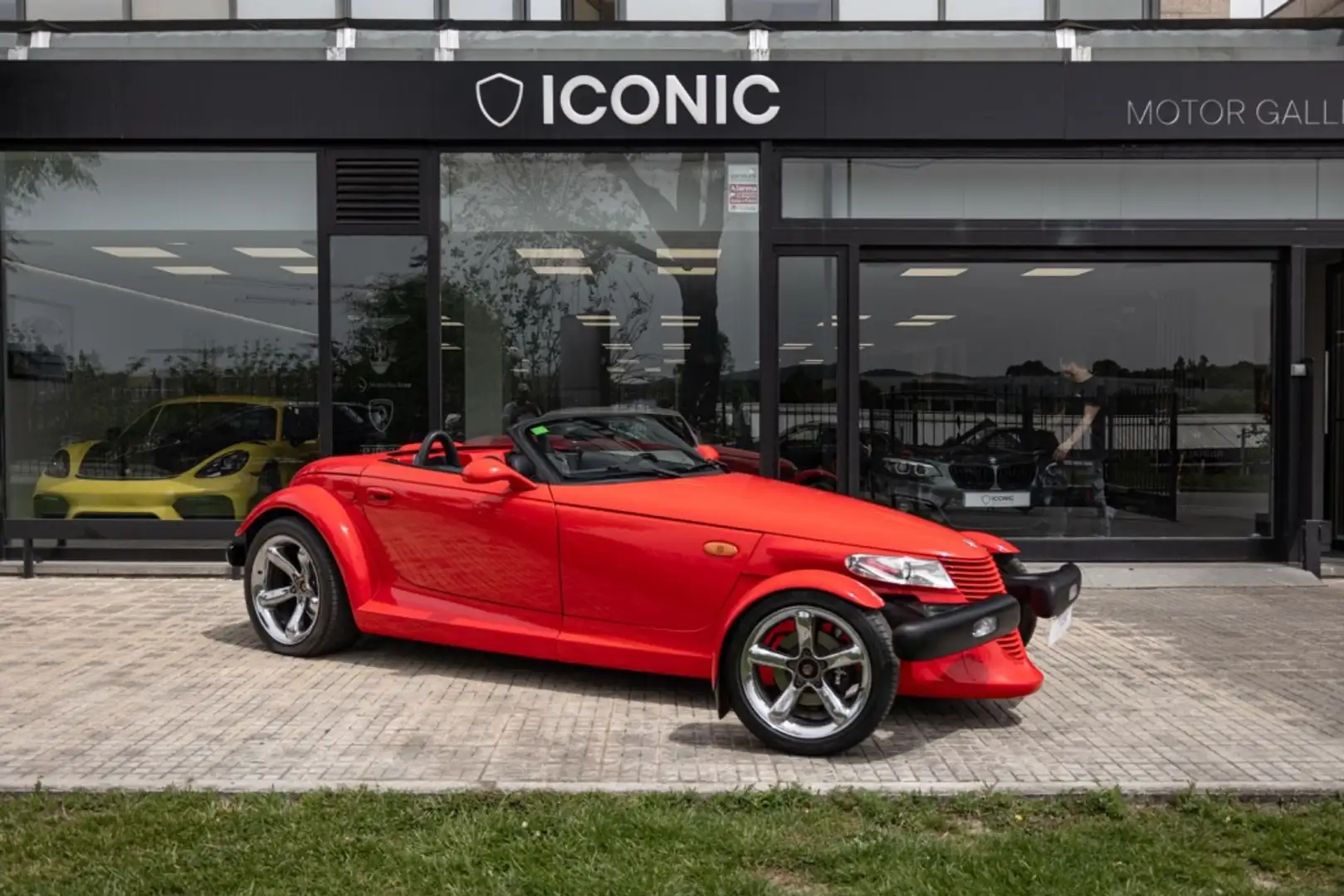 Plymouth Prowler V6 253cv Червоний - 1