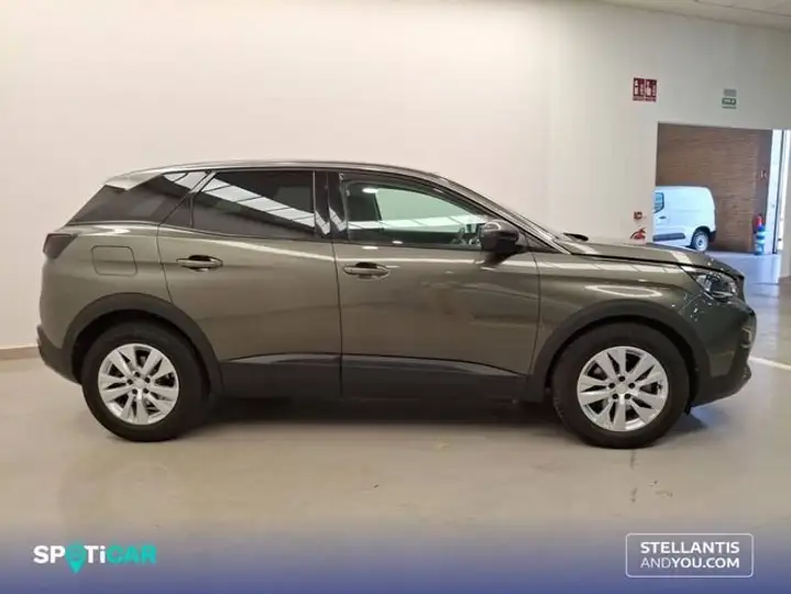 Peugeot 3008 1.5 BlueHDI Active 6V 2020, foto 4