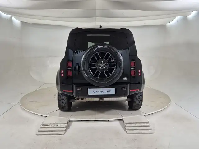 Land Rover Defender view 7