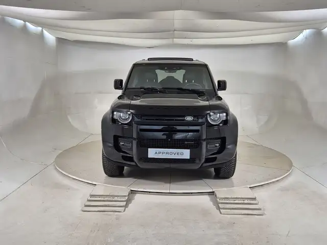 Land Rover Defender view 8
