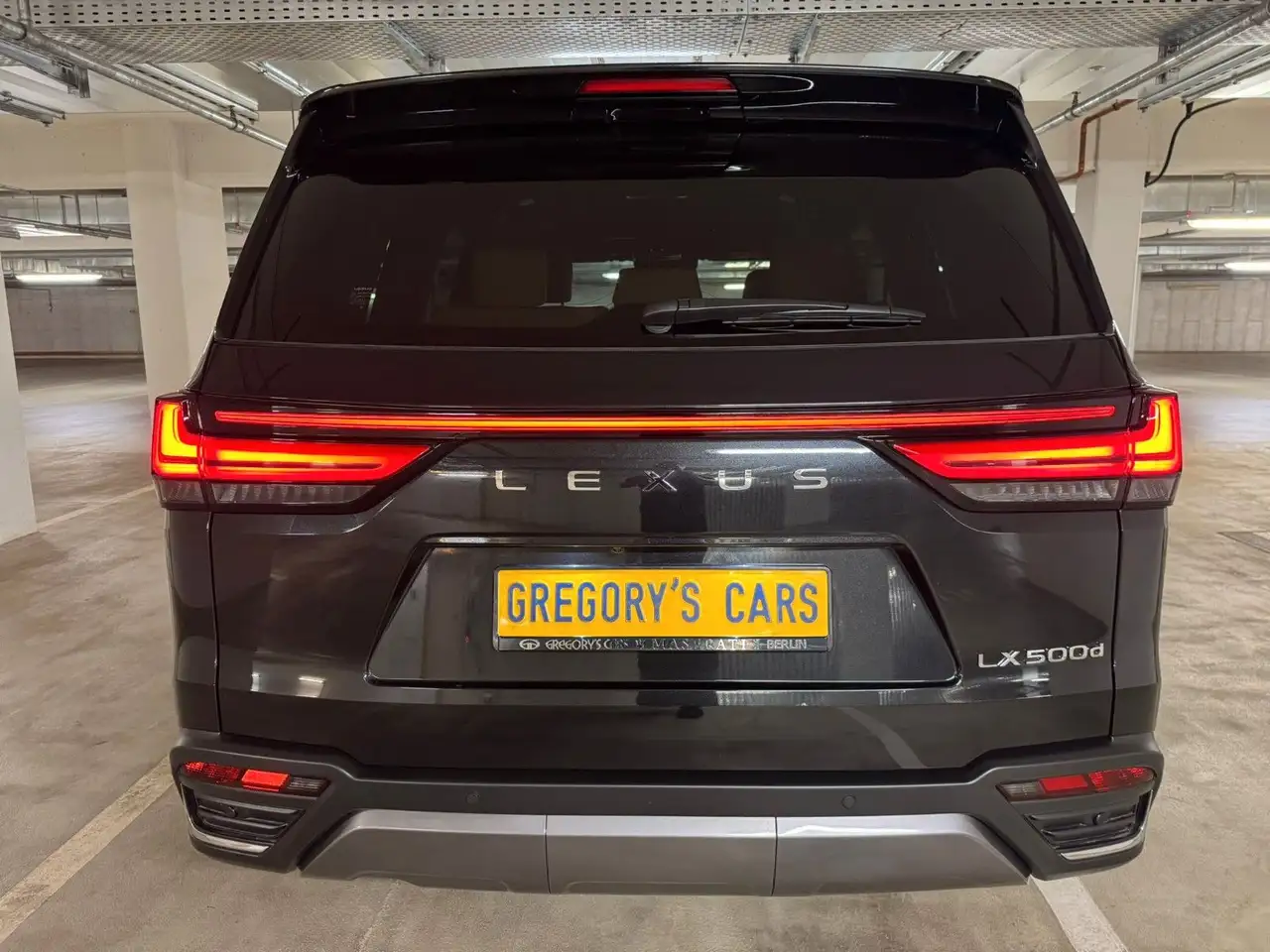 Lexus Inny LX500+2026+SUPERIOR+4Seats+12unitsBERLIN+EUvers 3