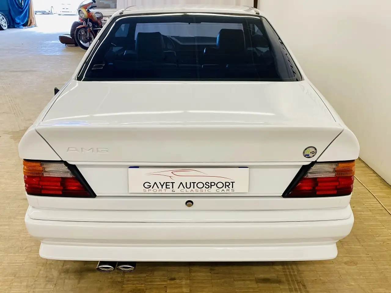 Mercedes-Benz E 300 CE 3.2 AMG, foto 4