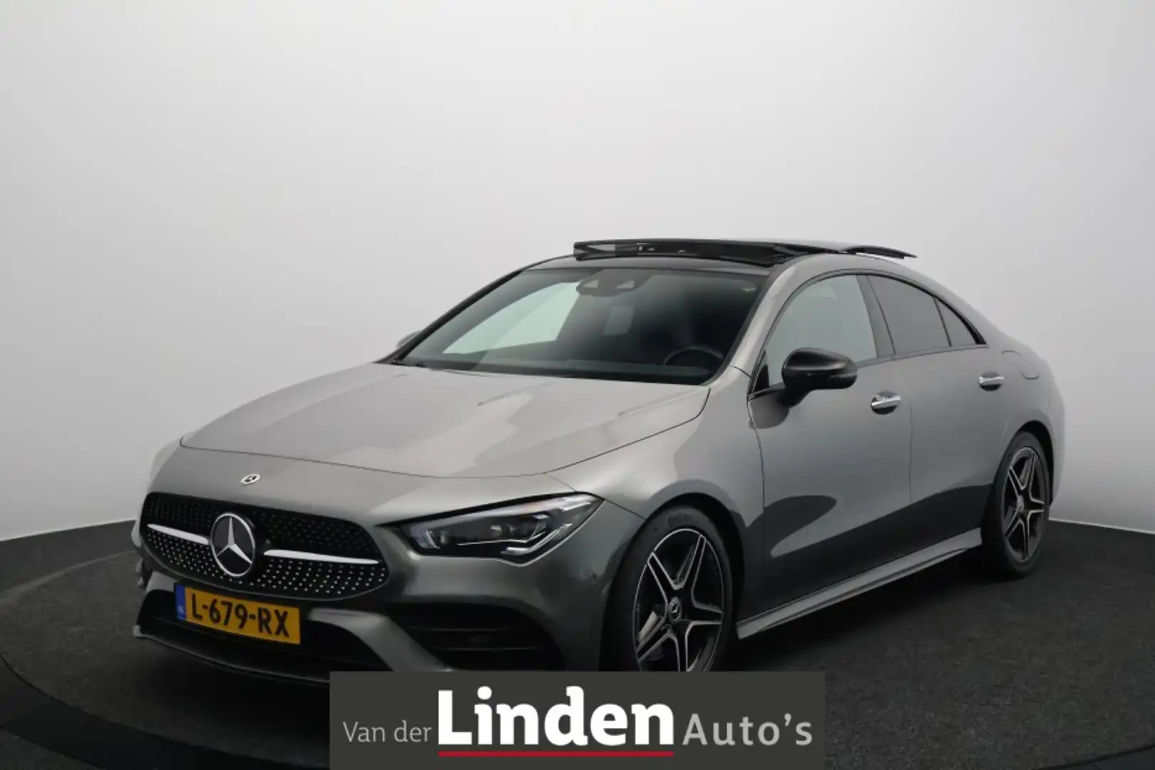 Mercedes-Benz CLA 180 Business Solution AMG | Panoramadak | Sfeerverlich Grijs - 1