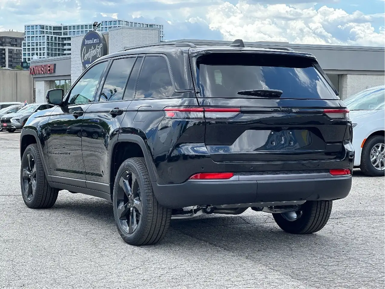 Jeep Grand Cherokee снимка Jeep Grand Cherokee