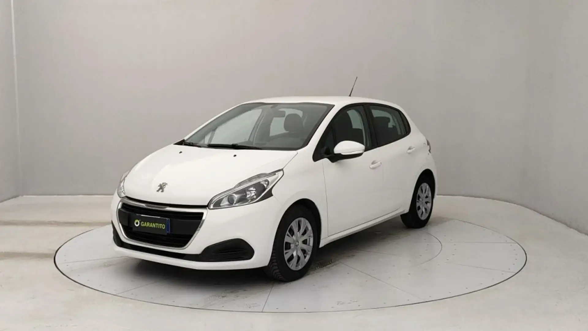 Peugeot 208 1.2 puretech Active s&s 82cv 5p neopatentati Blanc - 1