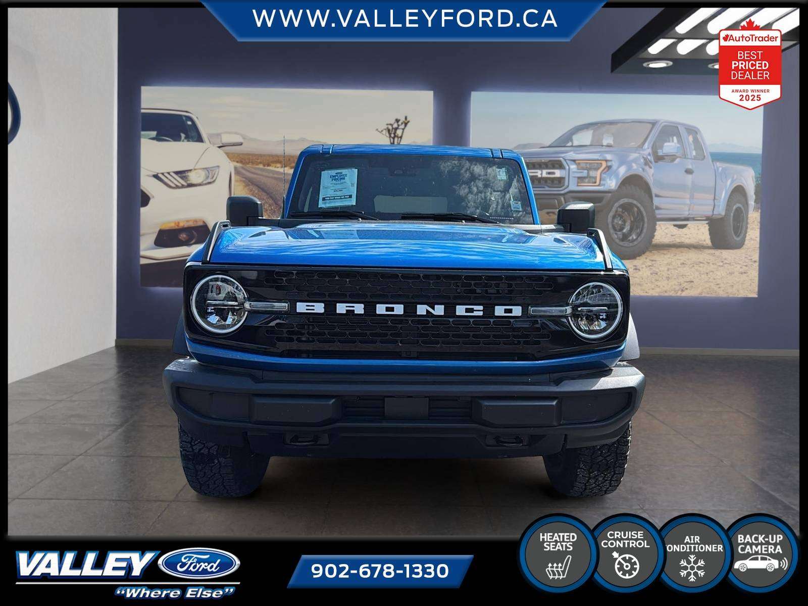 VELOCITY BLUE METALLIC 2026 Ford Bronco SUV / Crossover Four-Wheel Drive Automatic