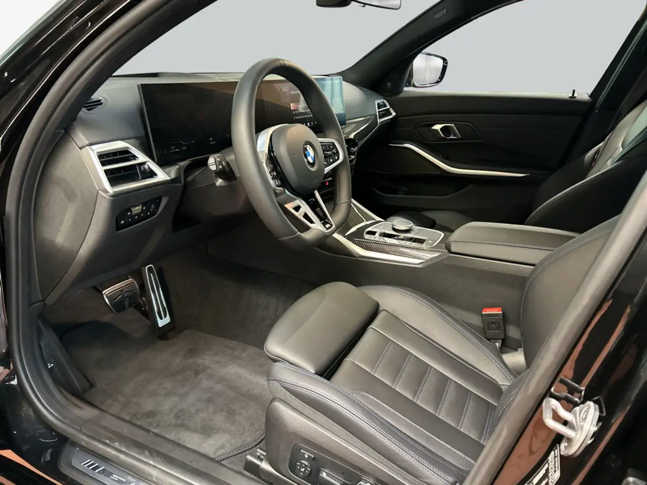 BMW 330 i xDrive Aut. 11