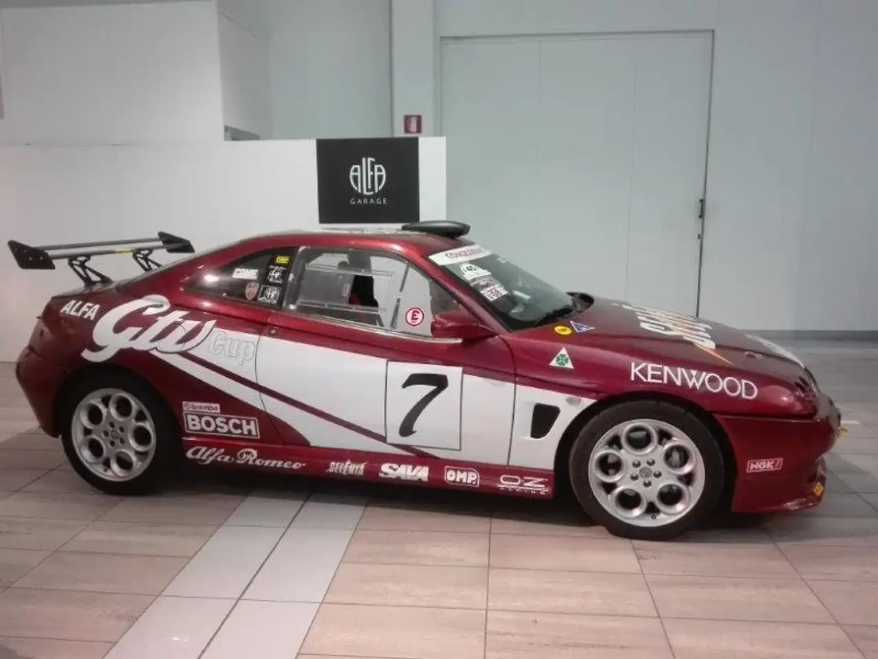 Alfa Romeo GTV /Spider - Gtv 2.0i V6 turbo cat Replica, foto 3