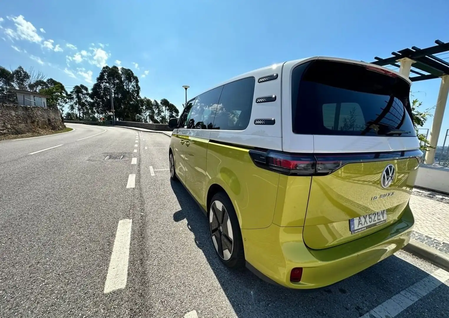 Volkswagen ID. Buzz F1rst Edition - 2