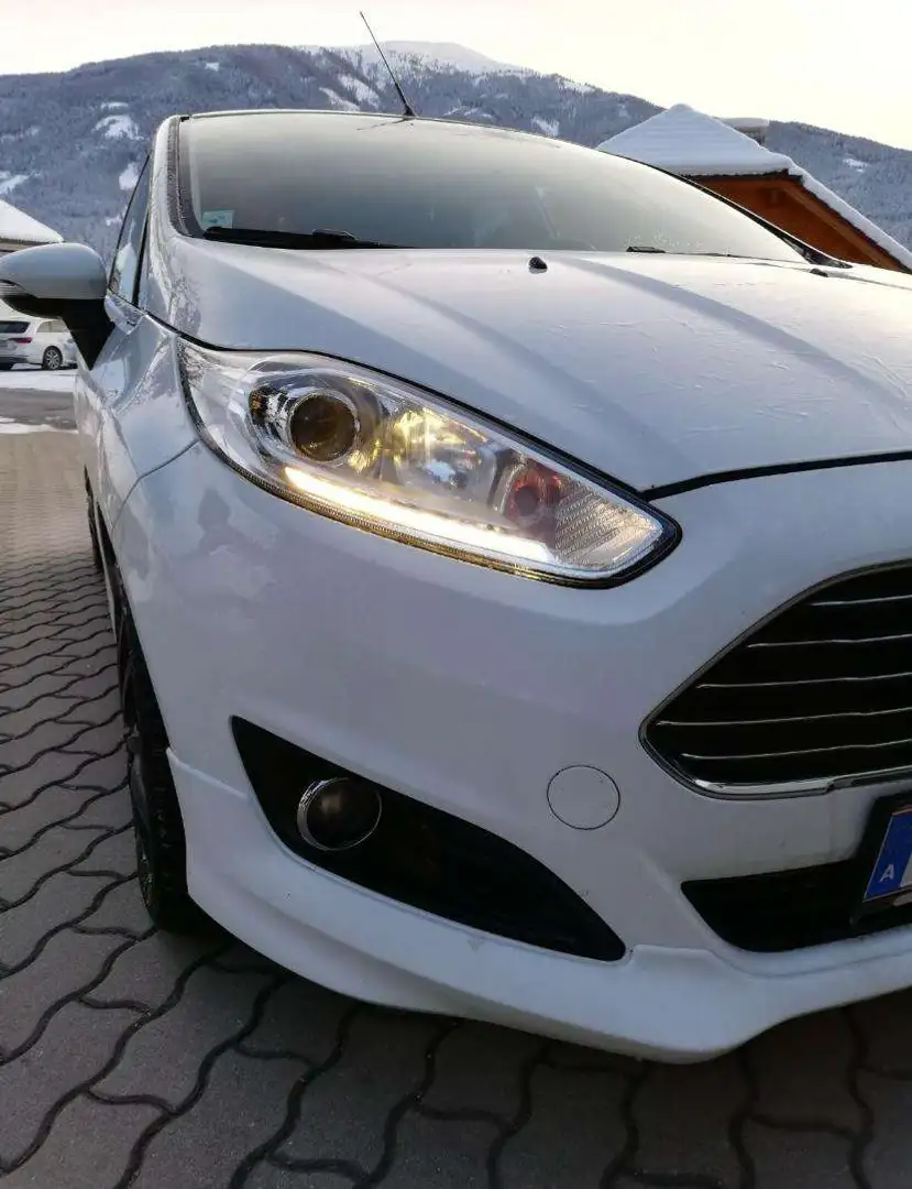 Ford Fiesta Fiesta Titanium 1,0 Start/Stop Titanium Start/Stop Weiß - 2