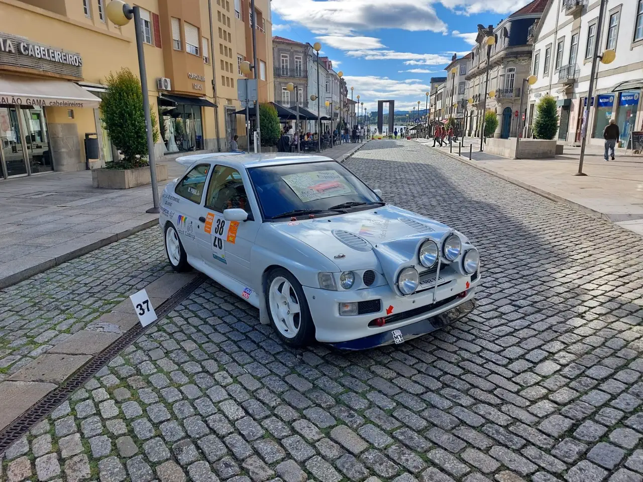 Ford Escort RS Cosworth Motorsport "909", foto 1