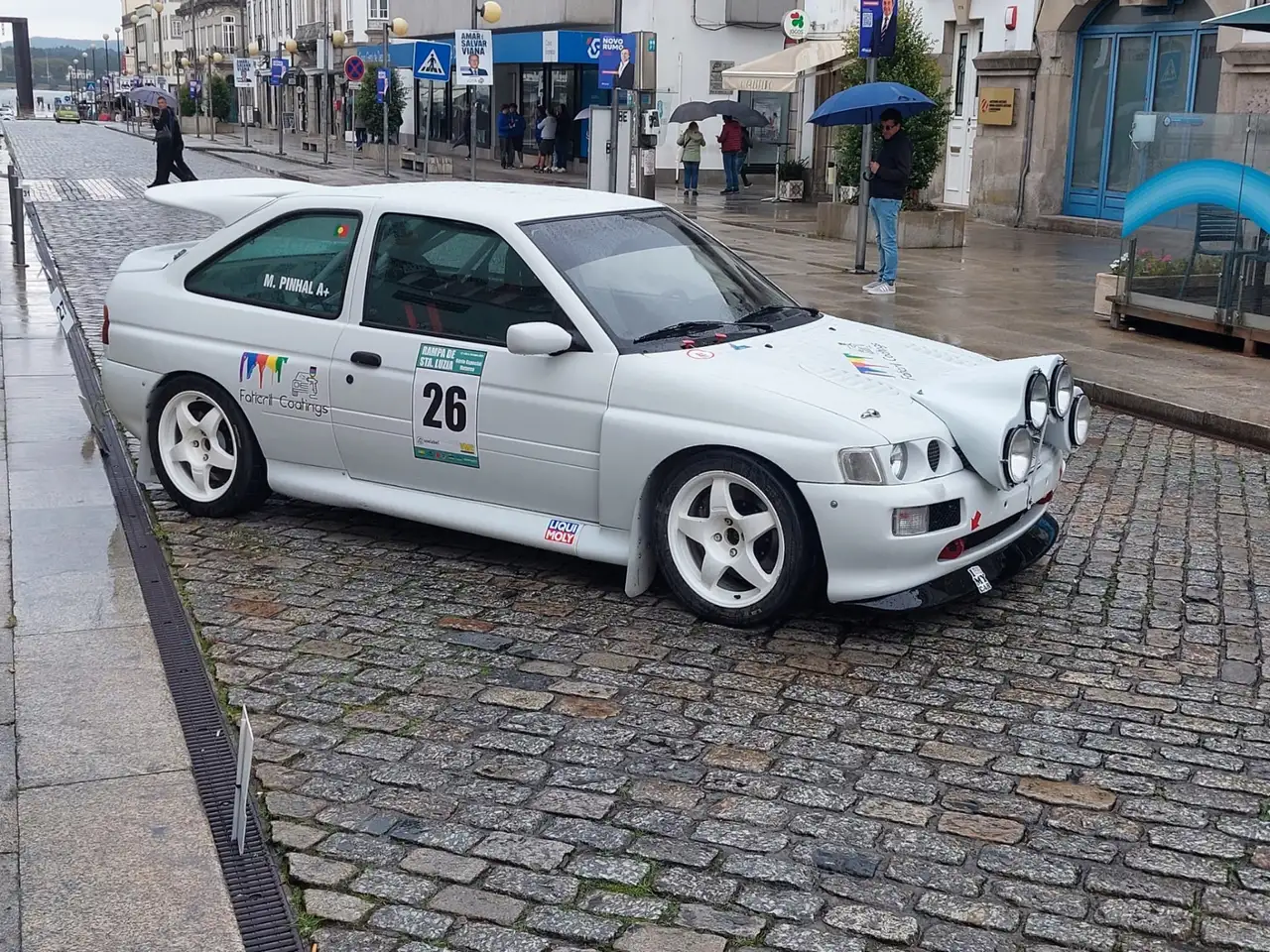 Ford Escort RS Cosworth Motorsport "909", foto 2
