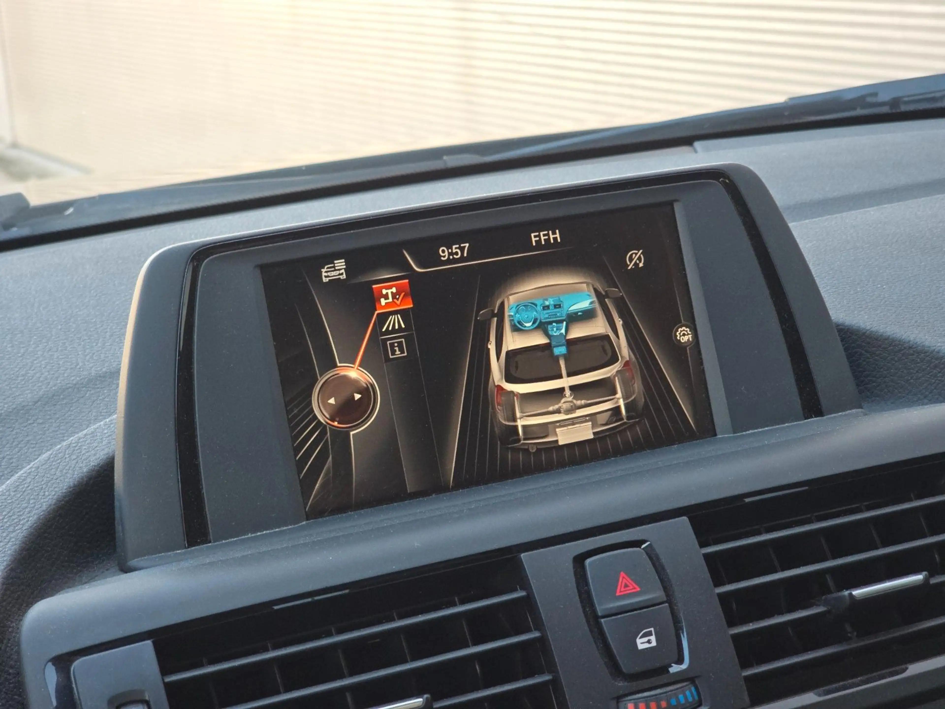 BMW 114 i Urban Line — photo 14