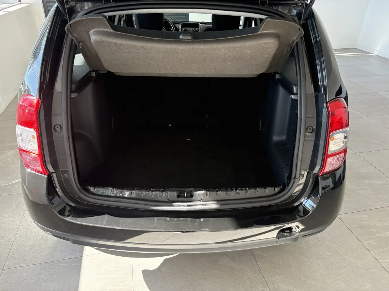 Dacia Duster — photo 11