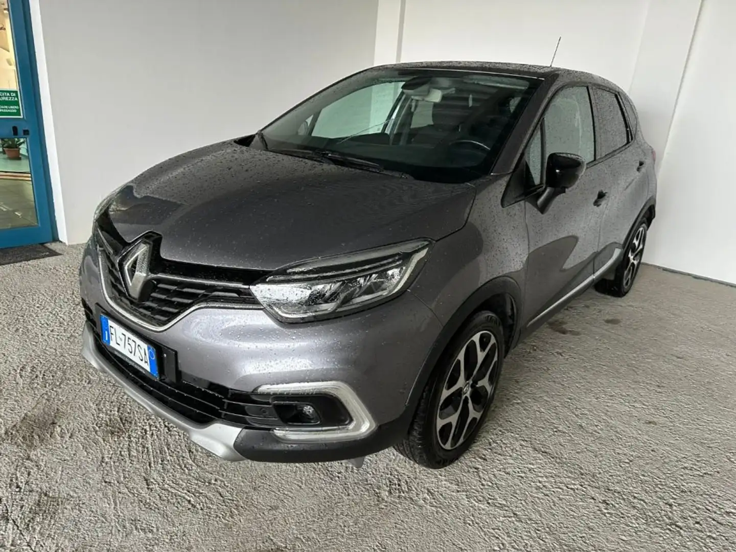 Renault Captur dCi 8V 110 CV Start&Stop UNICO PROPRIETARIO Grijs - 1