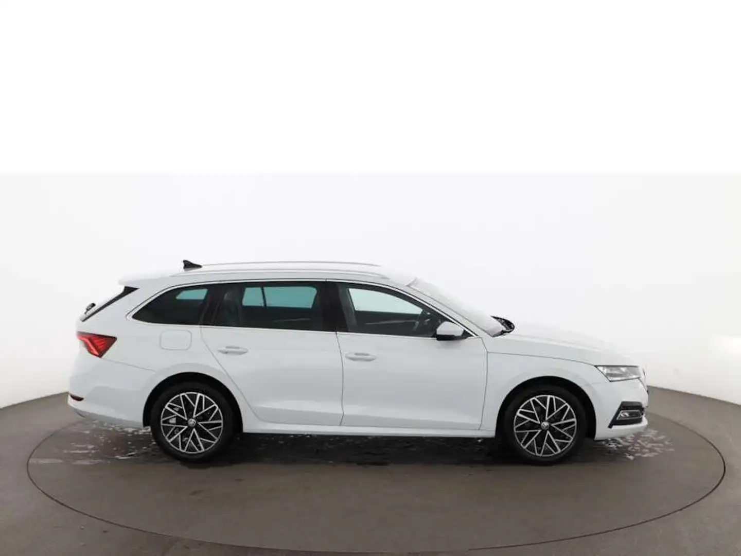 Skoda Octavia Combi 2.0 TDI Style Aut MATRIX AHK RADAR Weiß - 2