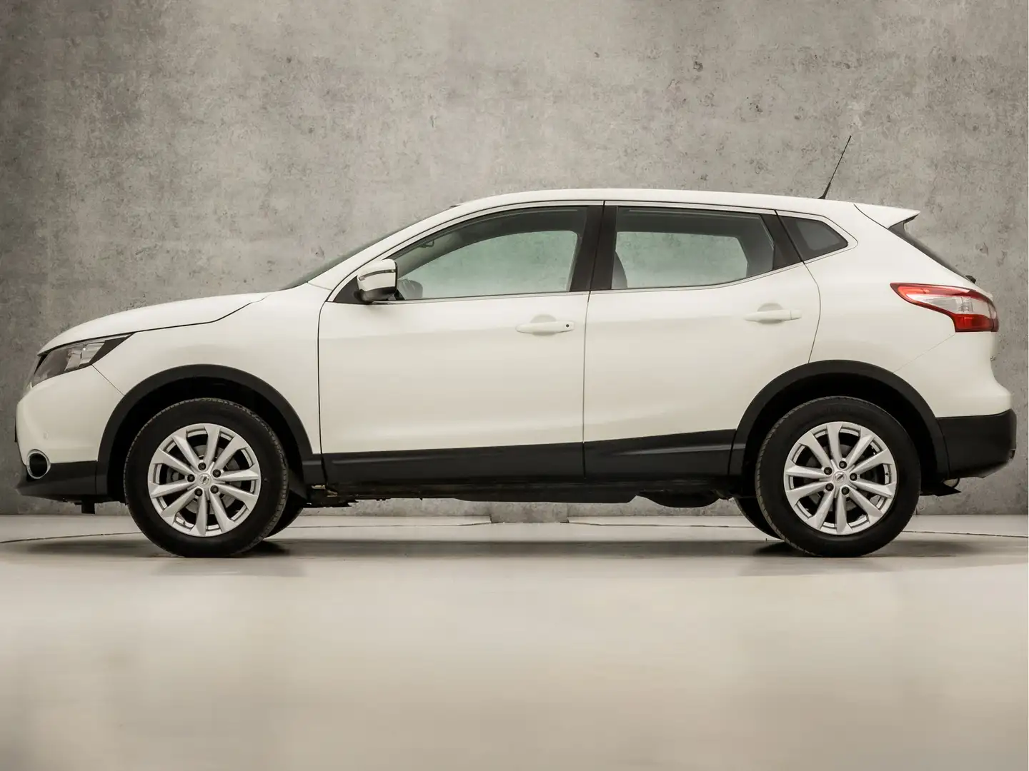 Nissan Qashqai 1.2 Acenta Sport (NAVIGATIE, CLIMATE, STOELVERWARM Wit - 2