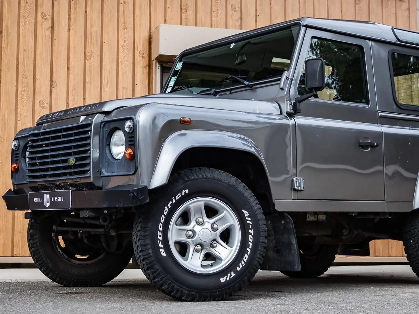 Land Rover Defender 90 TD4 HARD TOP Gris - 2