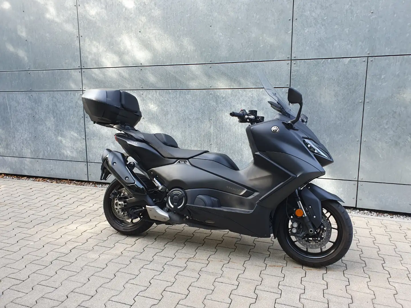 Yamaha TMAX 560 Gris - 2