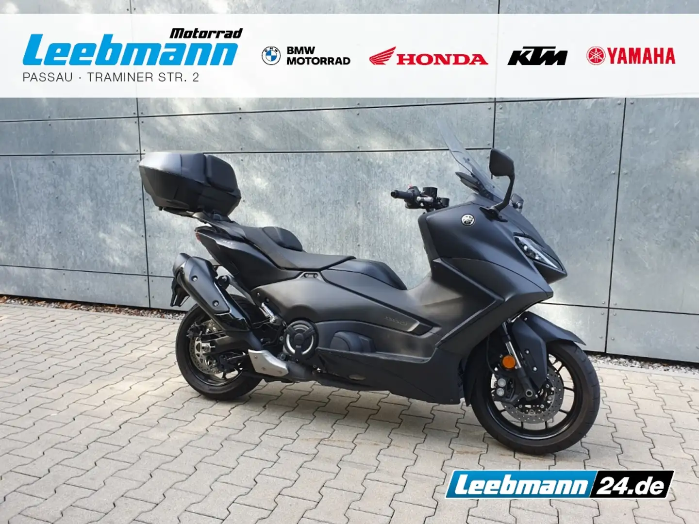 Yamaha TMAX 560 Gris - 1