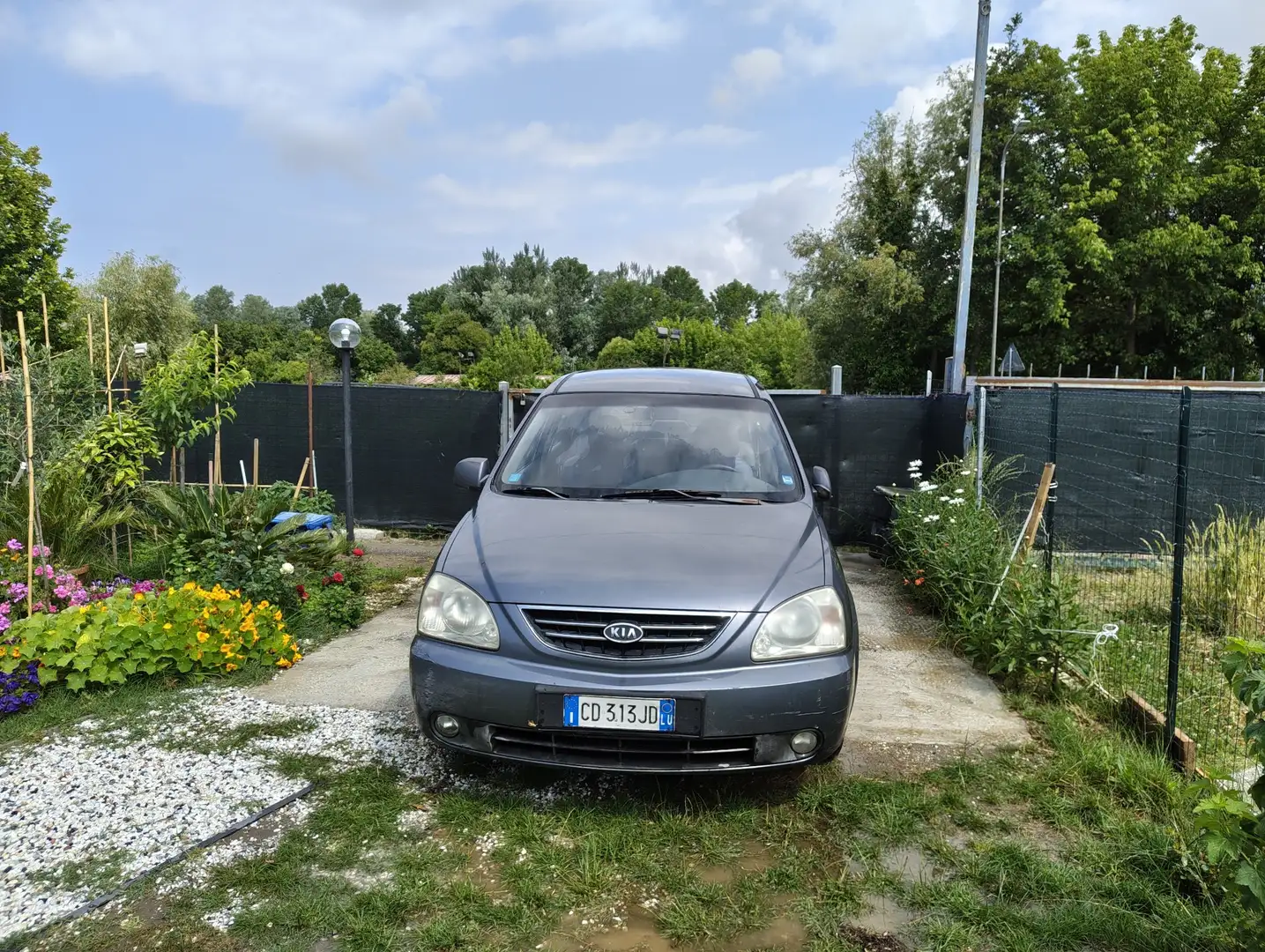 Kia Carens 2.0 crdi 16v EX - 1