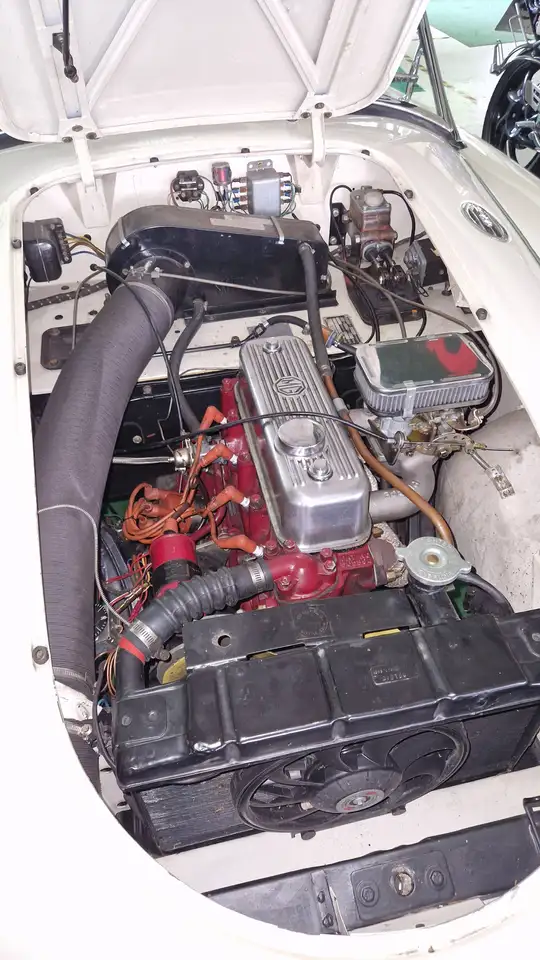 MG MGA Roadster, Oldtimer, foto 4