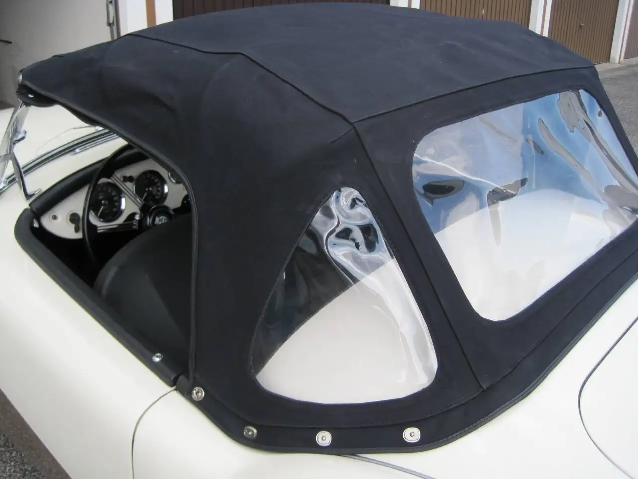 MG MGA Roadster, Oldtimer, foto 3