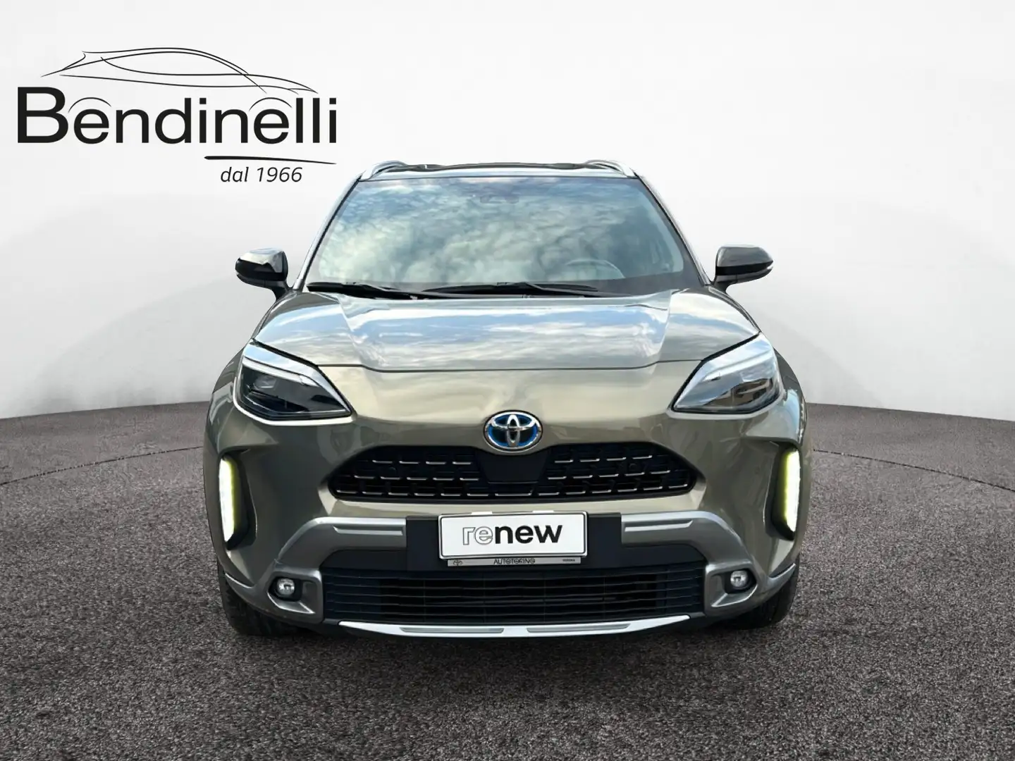 Toyota Yaris Cross 1.5H (116 CV) E-CVT Adventure - 2