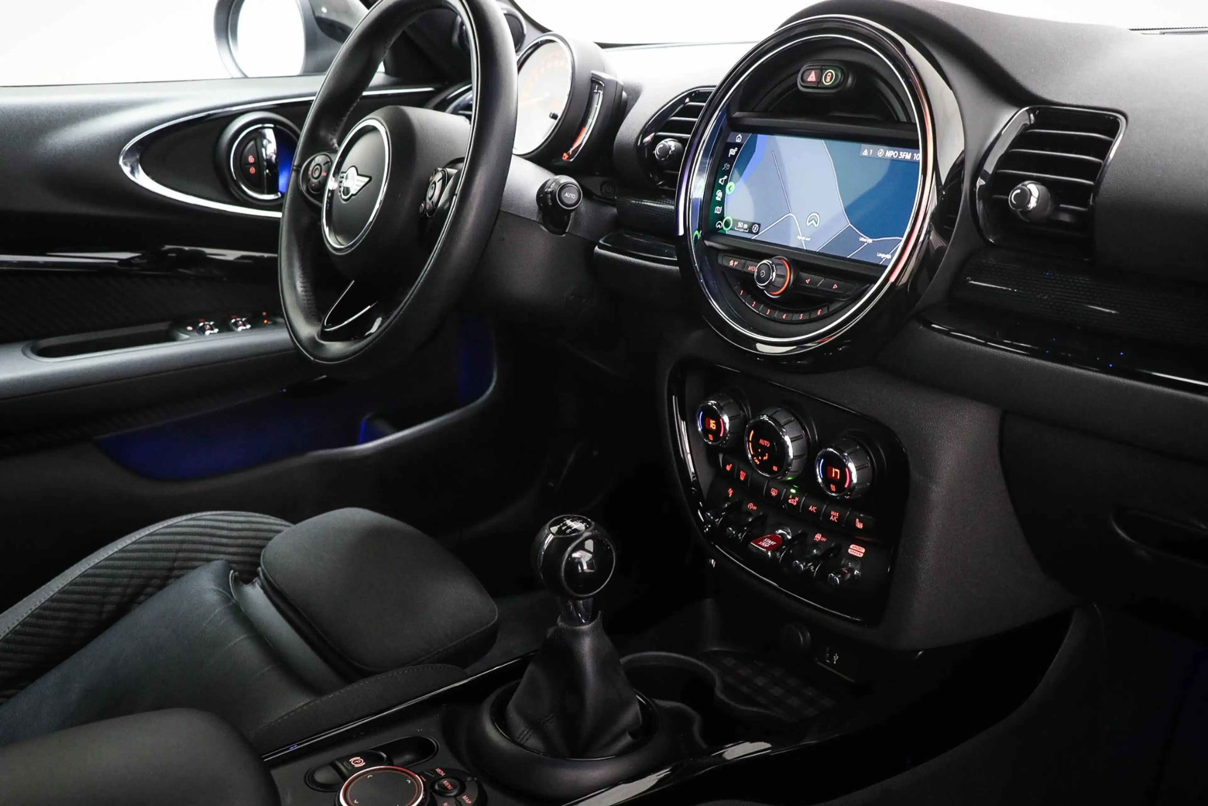MINI Cooper Clubman 1.5 Business Edition | HALF LEDER | STOELVERWARMIN — photo 3