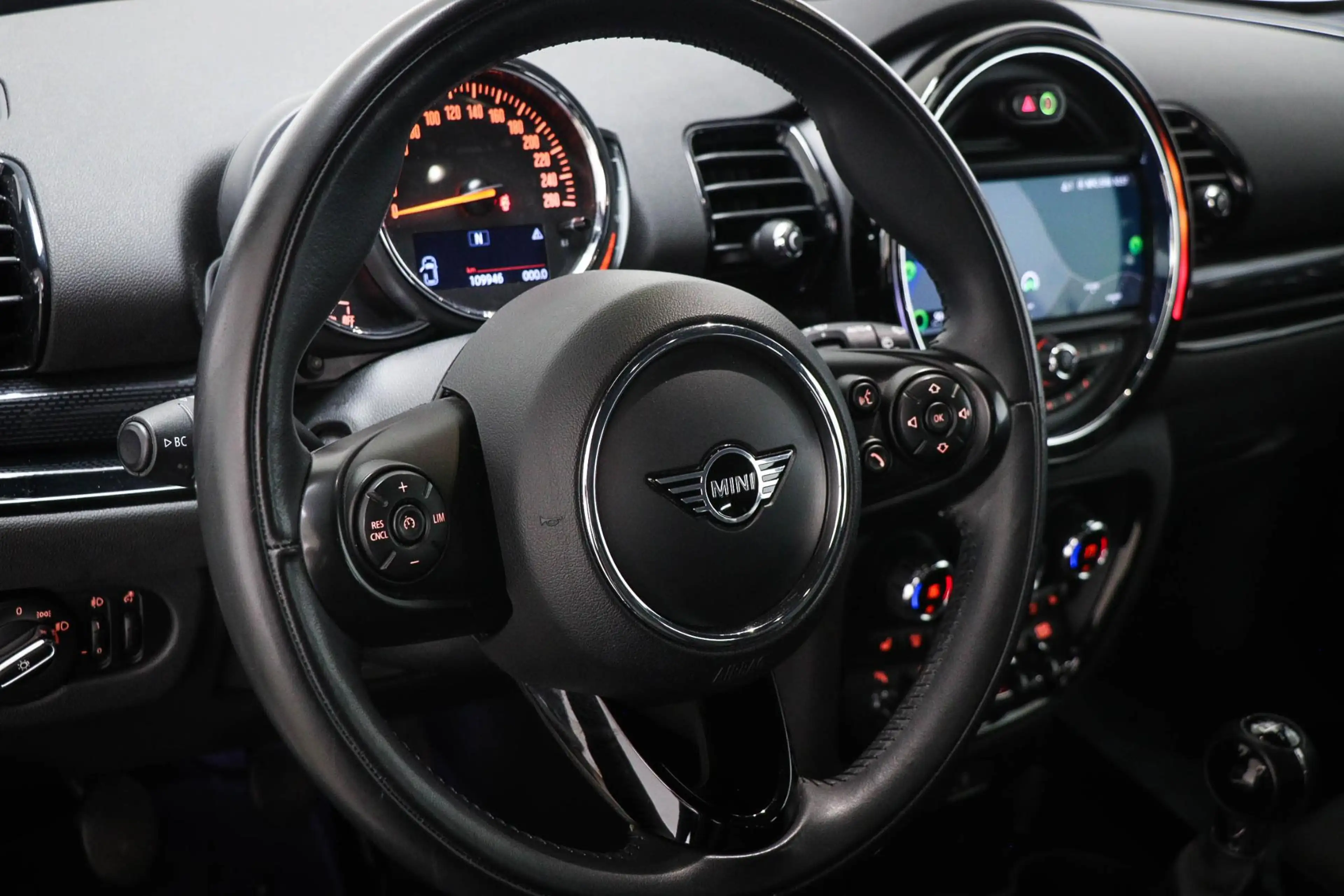 MINI Cooper Clubman 1.5 Business Edition | HALF LEDER | STOELVERWARMIN — photo 31