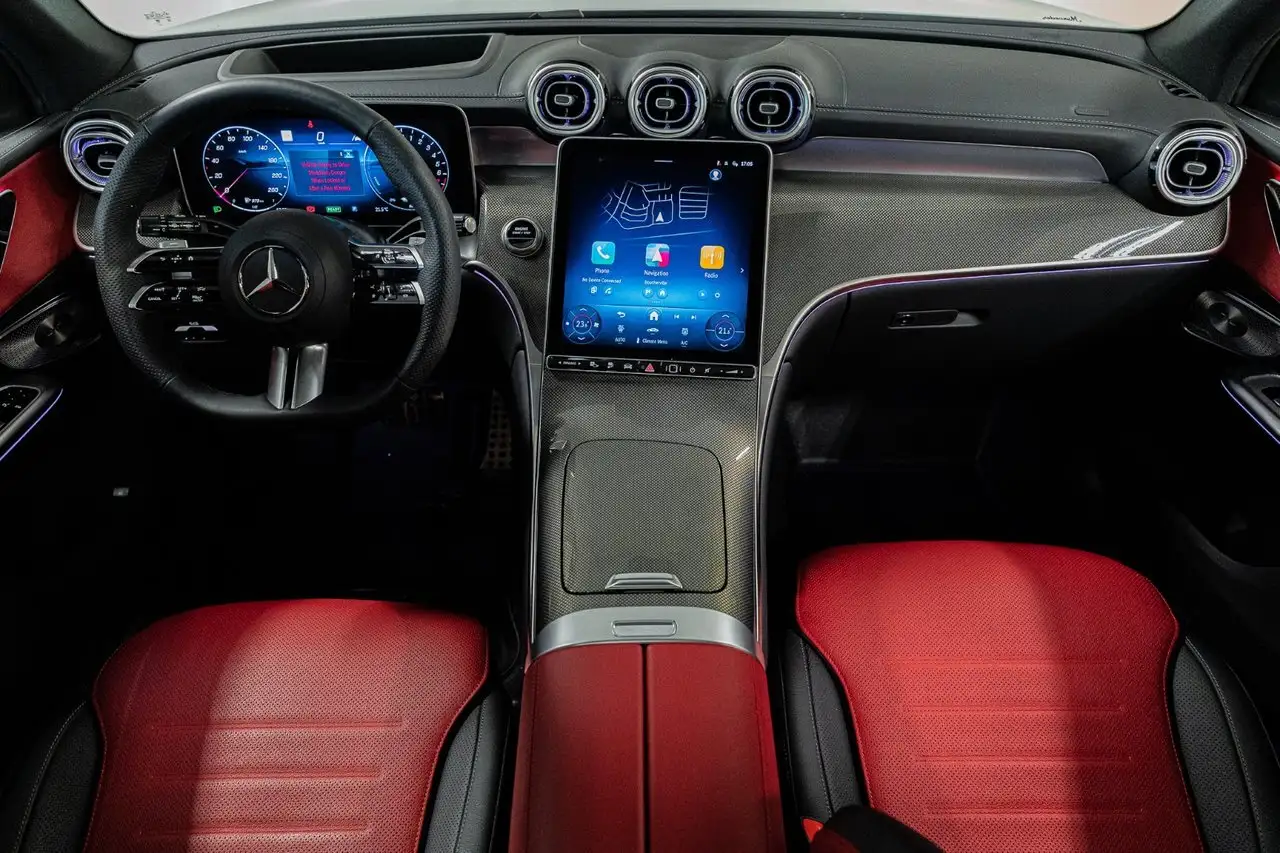 Mercedes-Benz GLC снимка Mercedes-Benz GLC