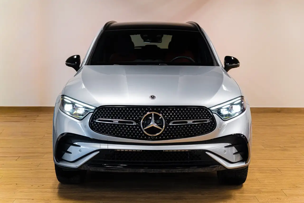 Mercedes-Benz GLC снимка Mercedes-Benz GLC
