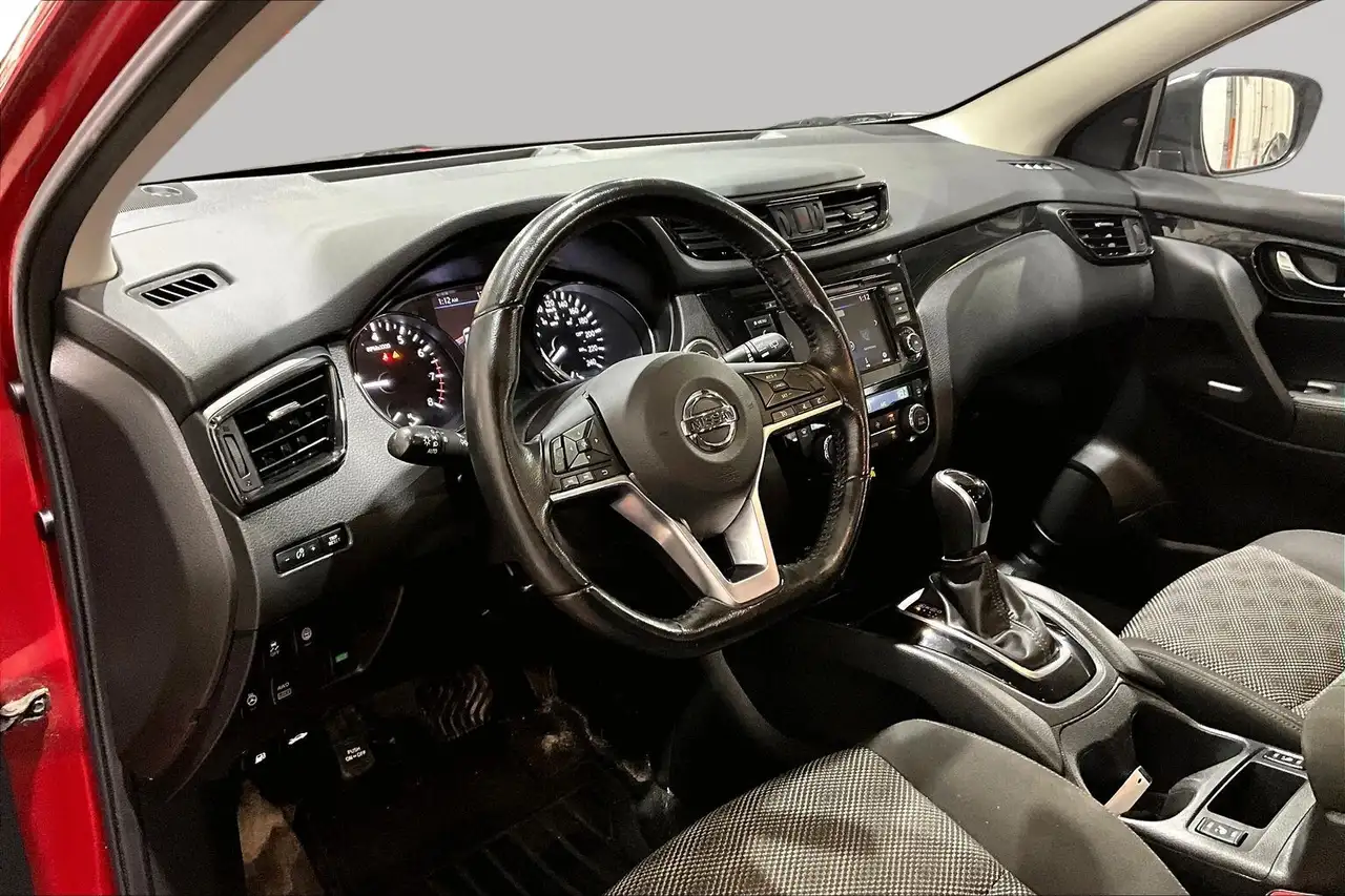 Nissan Qashqai снимка Nissan Qashqai