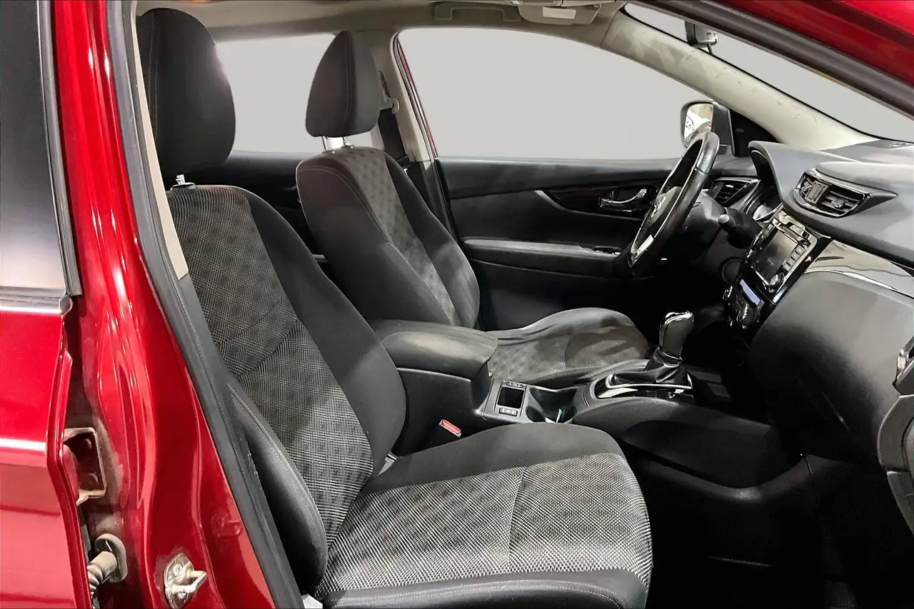 Nissan Qashqai снимка Nissan Qashqai