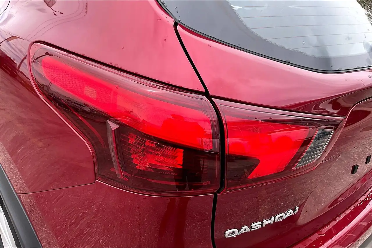 Nissan Qashqai снимка Nissan Qashqai