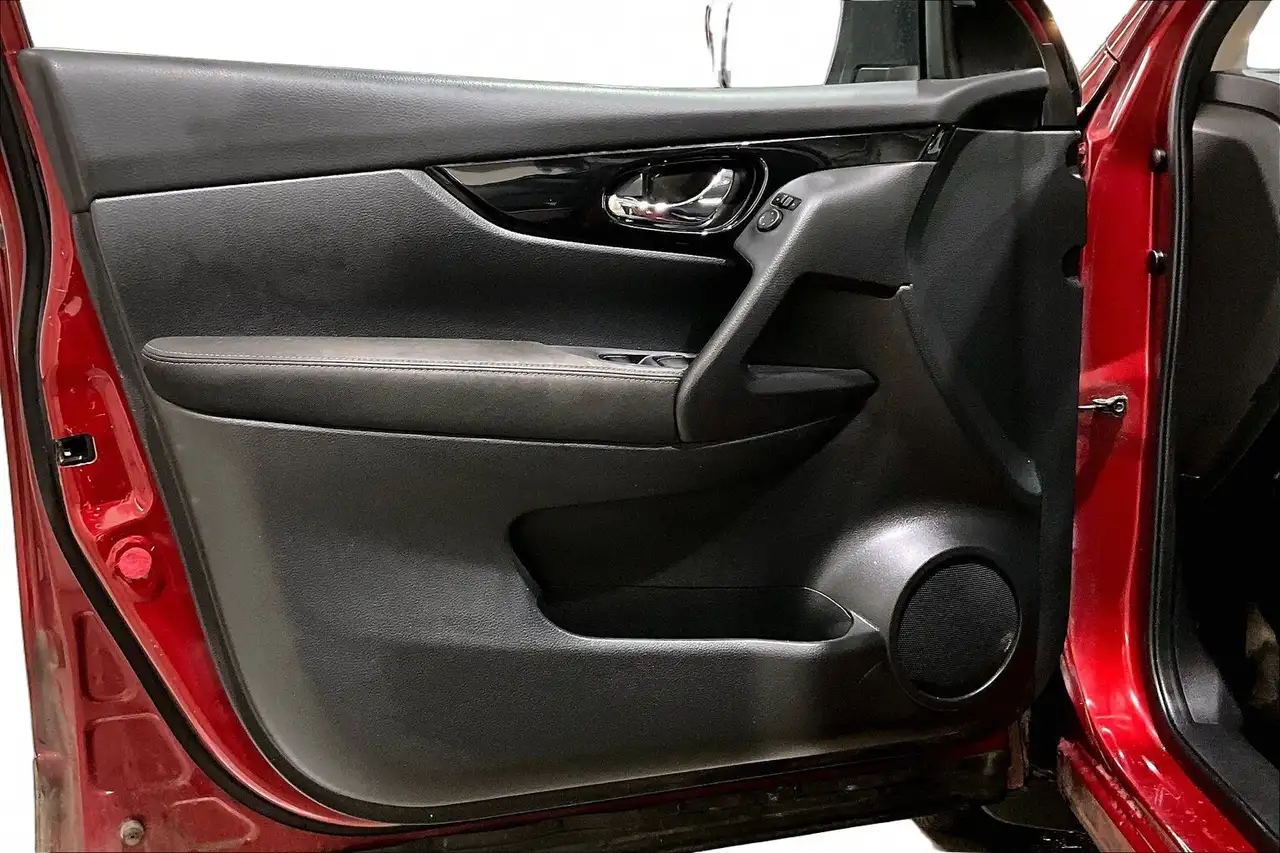 Nissan Qashqai снимка Nissan Qashqai