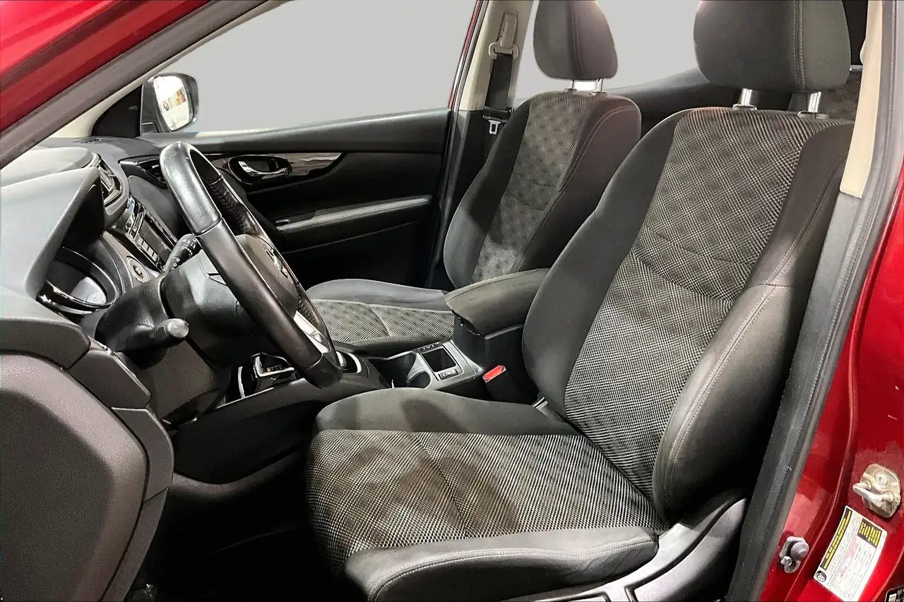 Nissan Qashqai снимка Nissan Qashqai