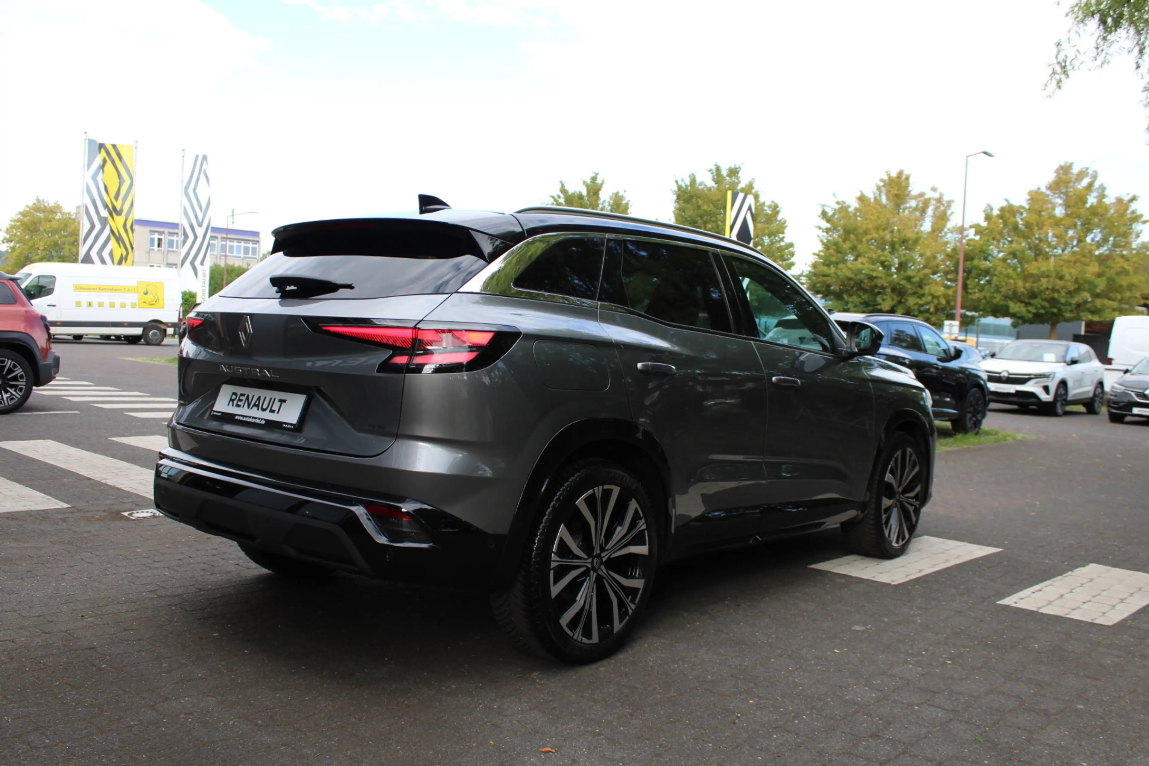 Renault Austral Techno TCe 160 Mild-Hybrid — photo 8