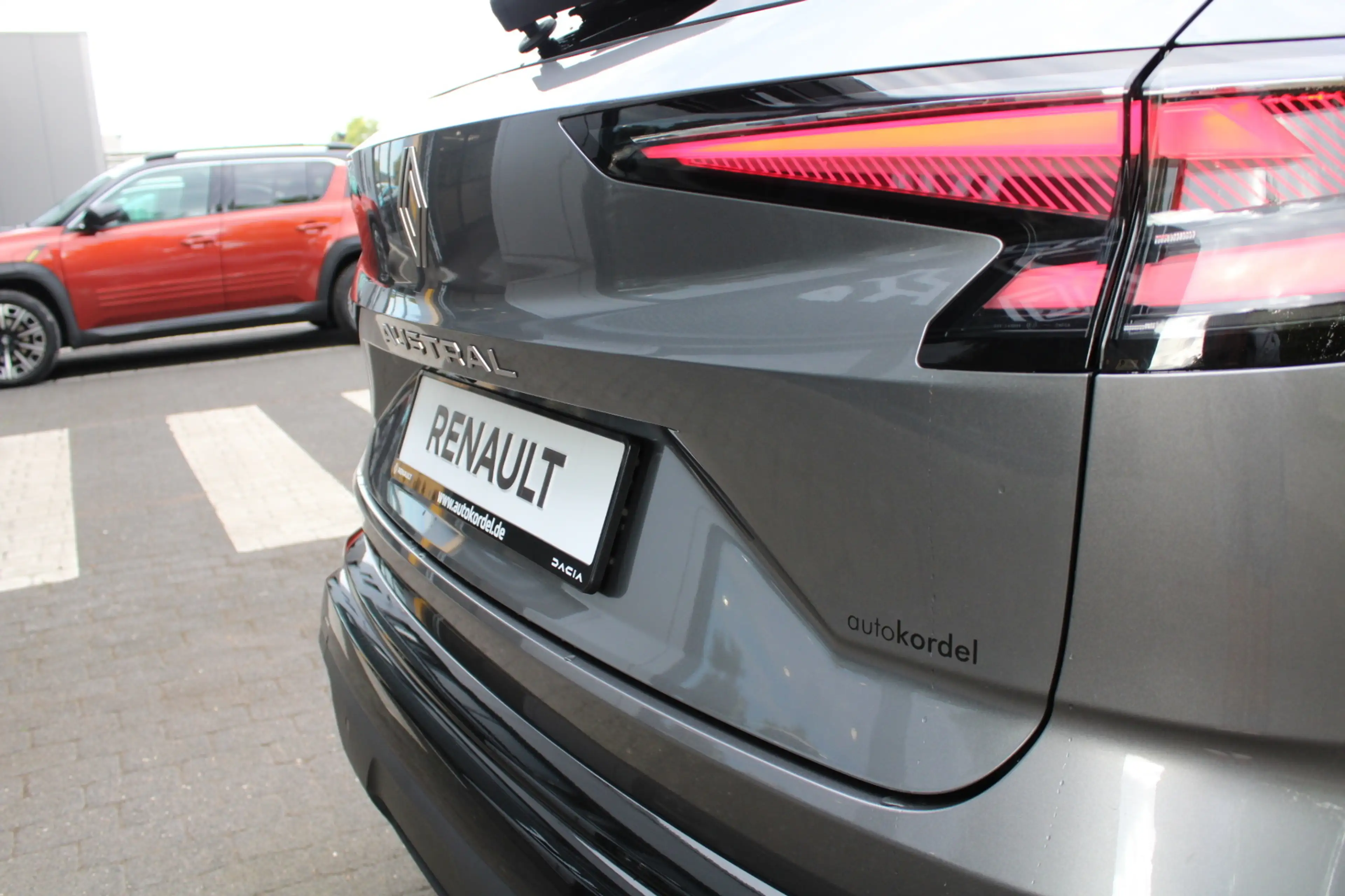Renault Austral Techno TCe 160 Mild-Hybrid — photo 9