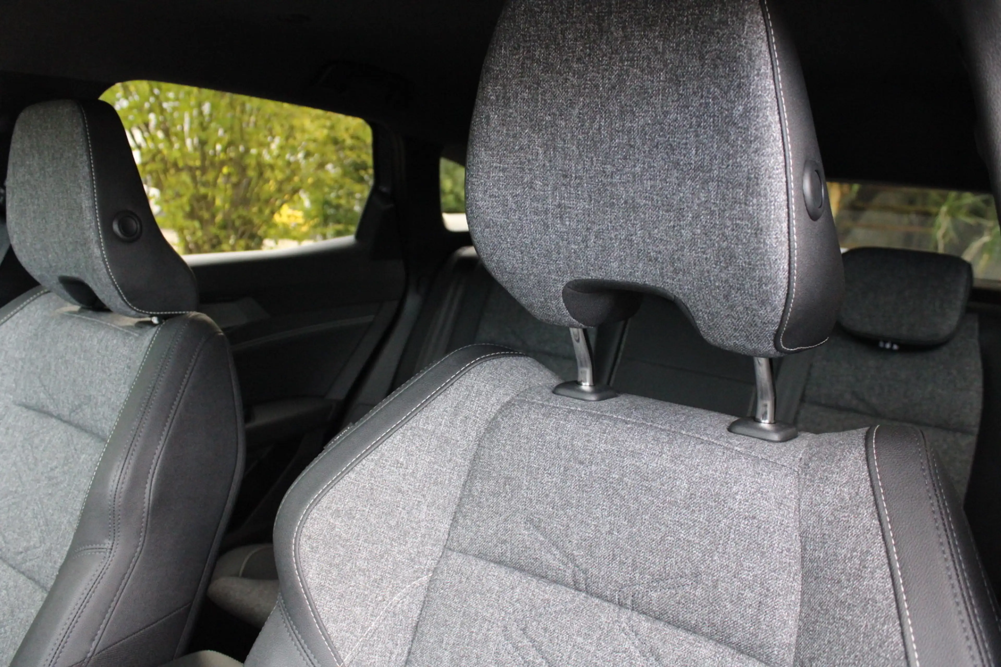Renault Austral Techno TCe 160 Mild-Hybrid — photo 13