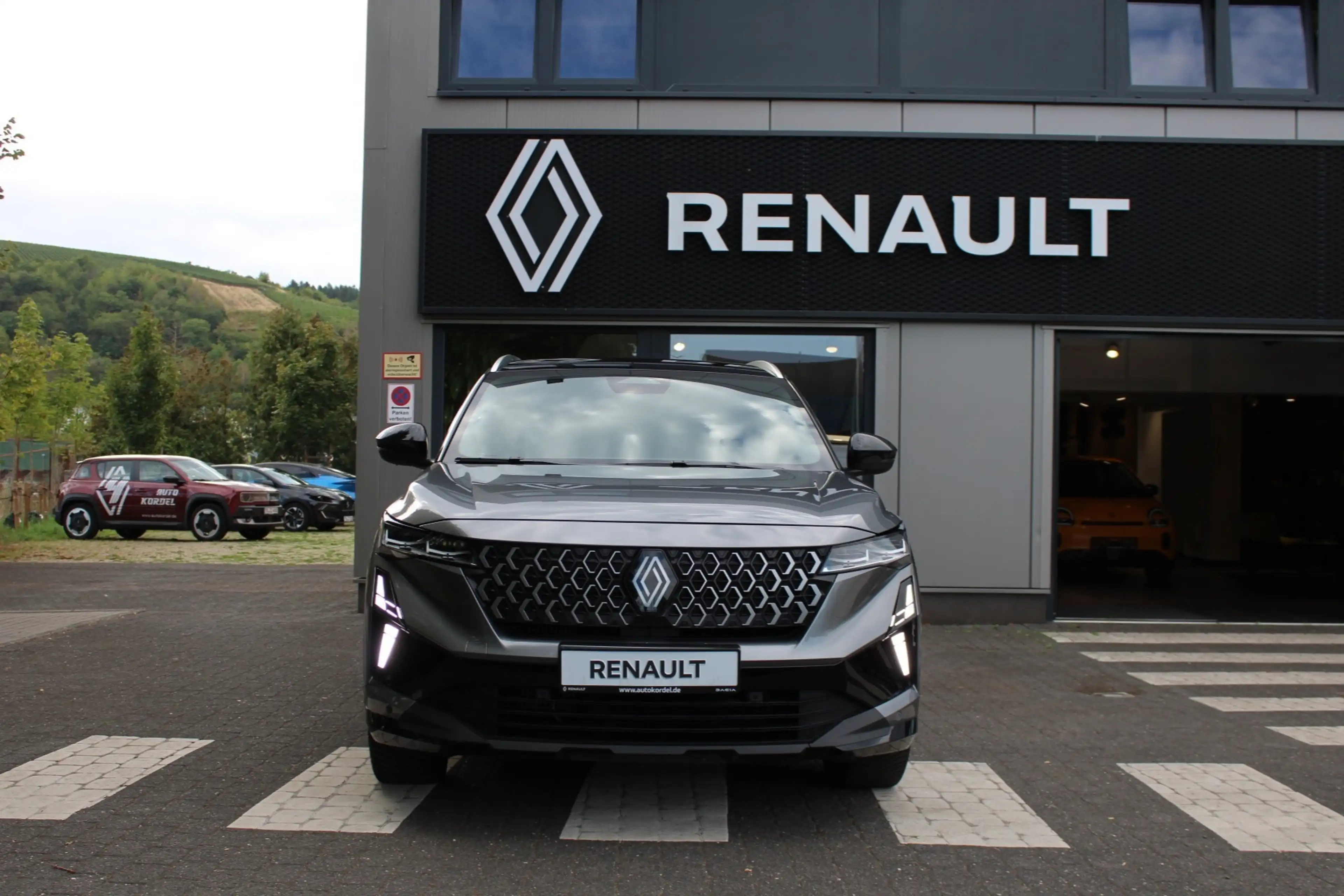 Renault Austral Techno TCe 160 Mild-Hybrid — photo 2