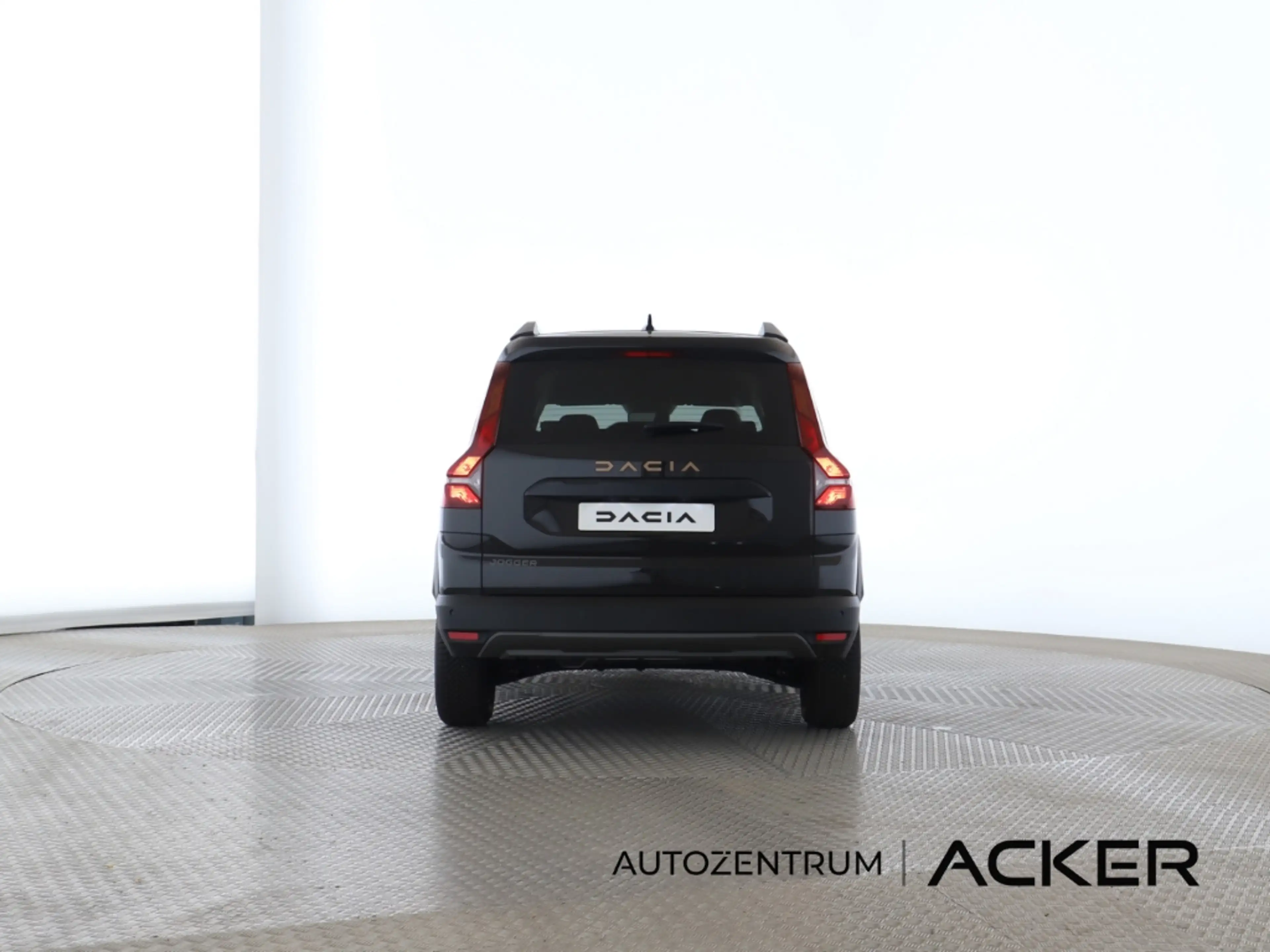 Dacia Jogger Extreme TCe 110 7-Sitzer City-P/RFK/PDC — photo 5