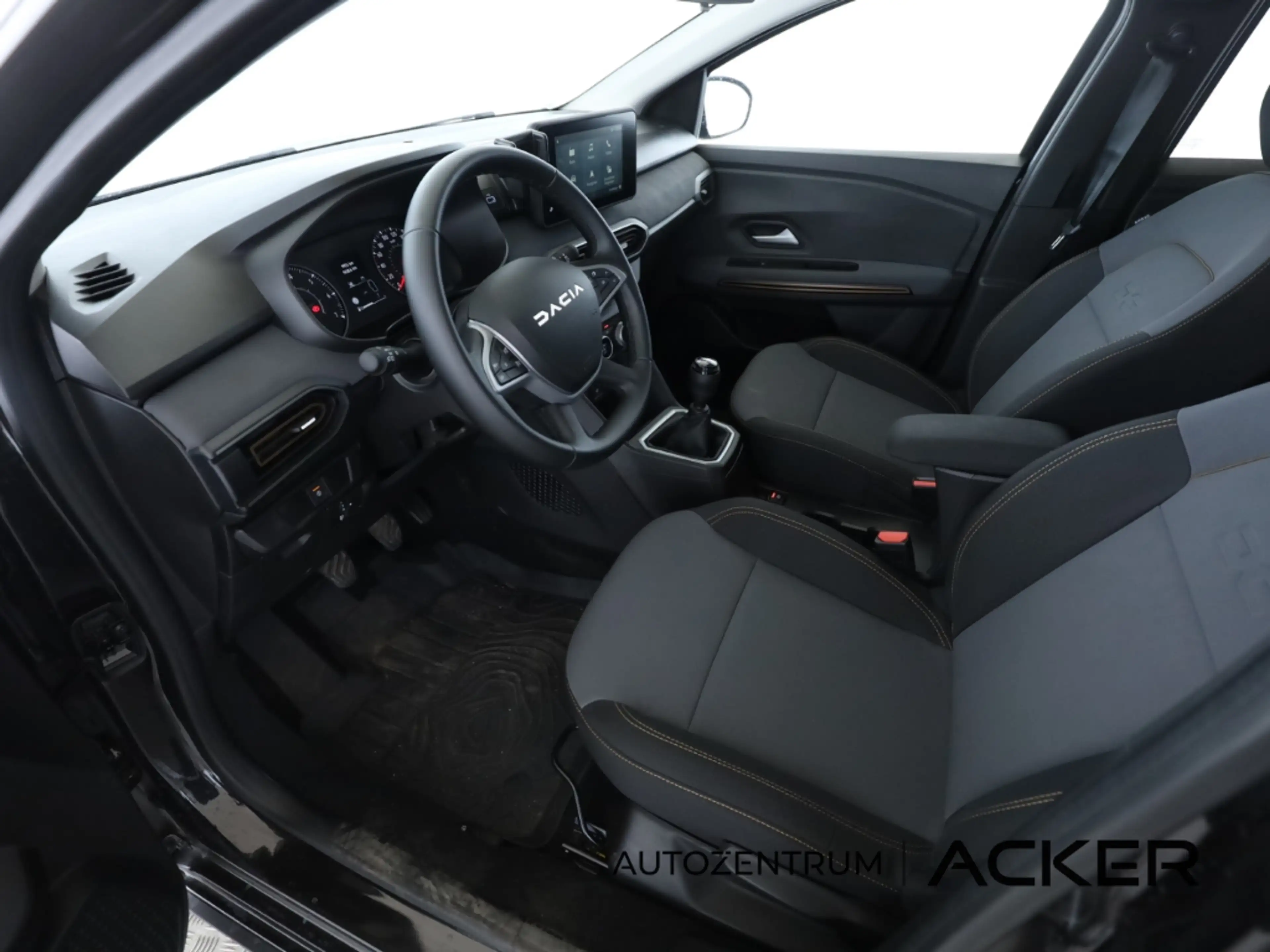 Dacia Jogger Extreme TCe 110 7-Sitzer City-P/RFK/PDC — photo 10