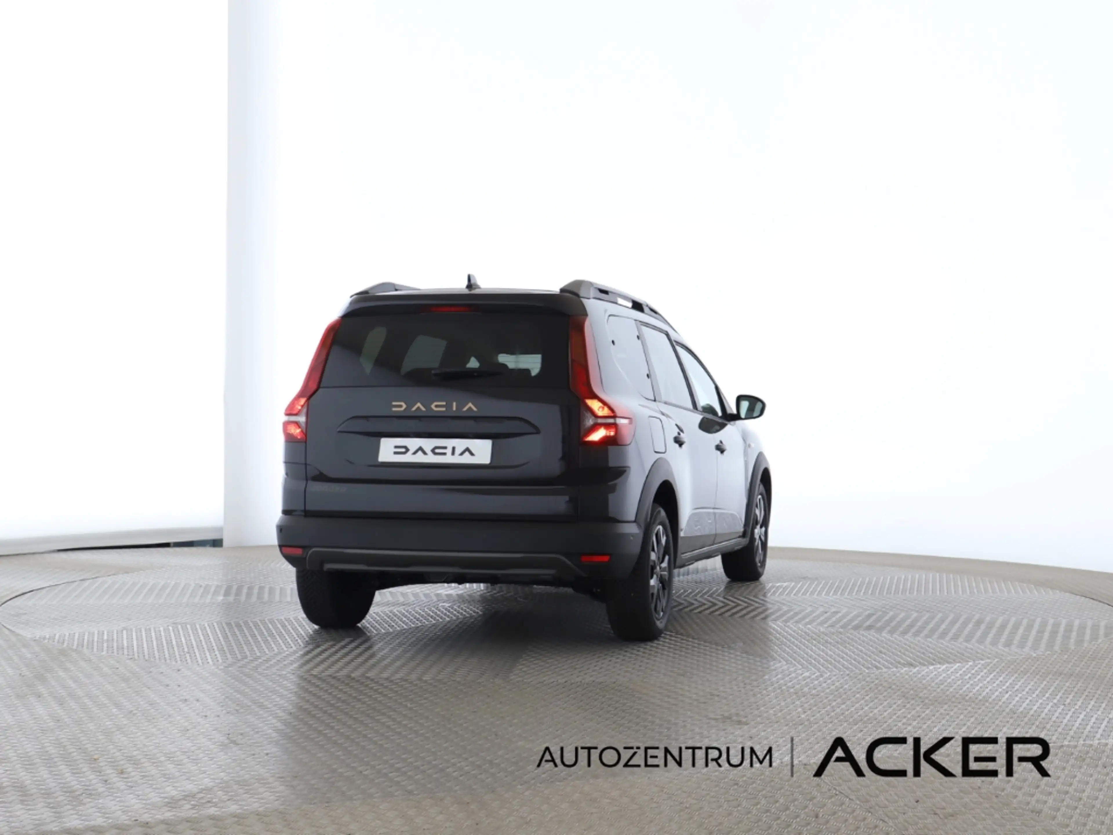 Dacia Jogger Extreme TCe 110 7-Sitzer City-P/RFK/PDC — photo 6