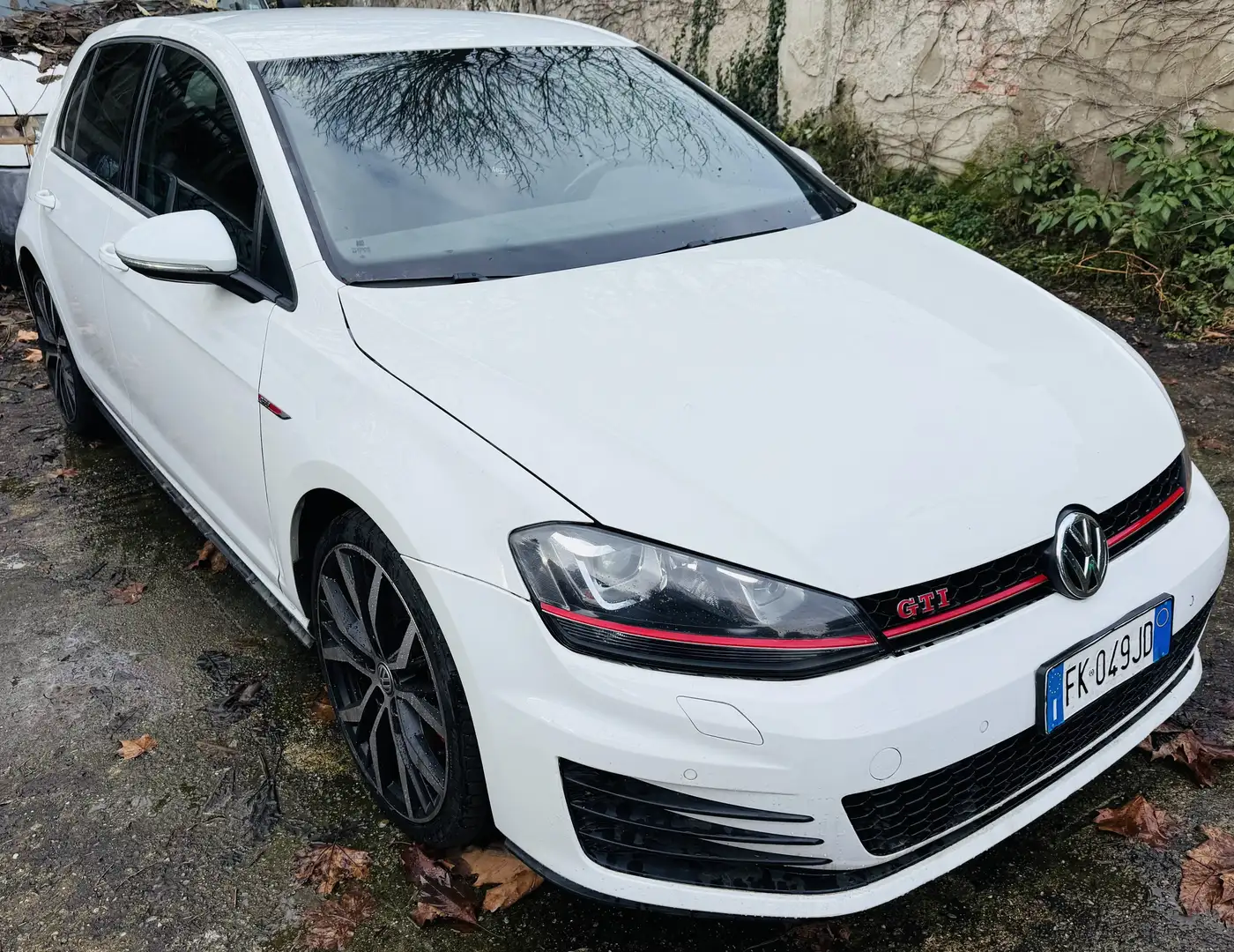 Volkswagen Golf GTI (MOTORE DA SOST) 5p 2.0 tsi Performance dsg - 1